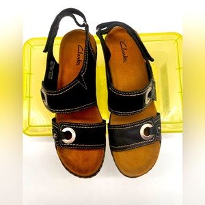 Women’s Clark Comfort Sandals Size 8 m.